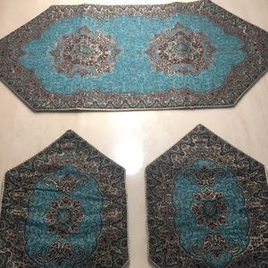 Beautiful Table Runners in Silk Perfect Condition.